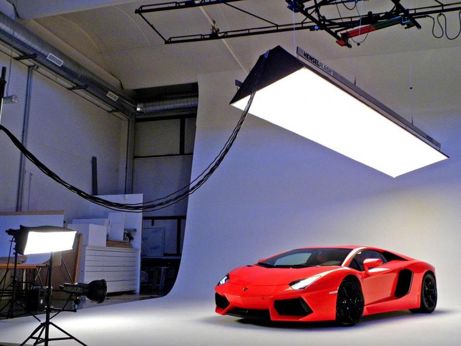  Lamborghini Aventador LP700-4 2011 года  (фото 169 из 204)
